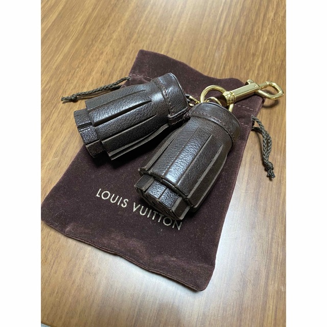 ルイヴィトン タッセルチャーム 付属品 | gulatilaw.com