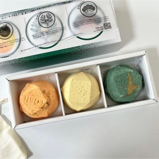 ラッシュ(LUSH)の【LUSH】バスボムセット 冬の一服(入浴剤/バスソルト)