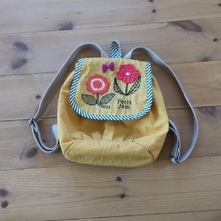 プチジャム(Petit jam)のPetit jam　花刺繍 リュックサック(リュックサック)