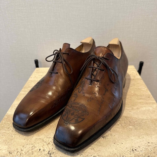 靴/シューズ【美品】Berluti 革靴 パティーヌ