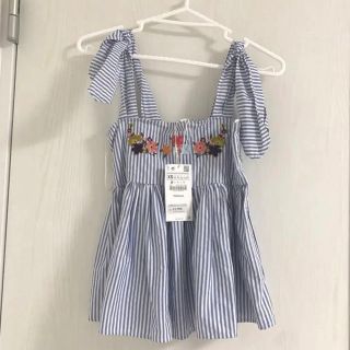 ザラ(ZARA)の新品　ザラ　キャミソール　トップス　刺繍　リゾート　リボン　ストライプ(キャミソール)