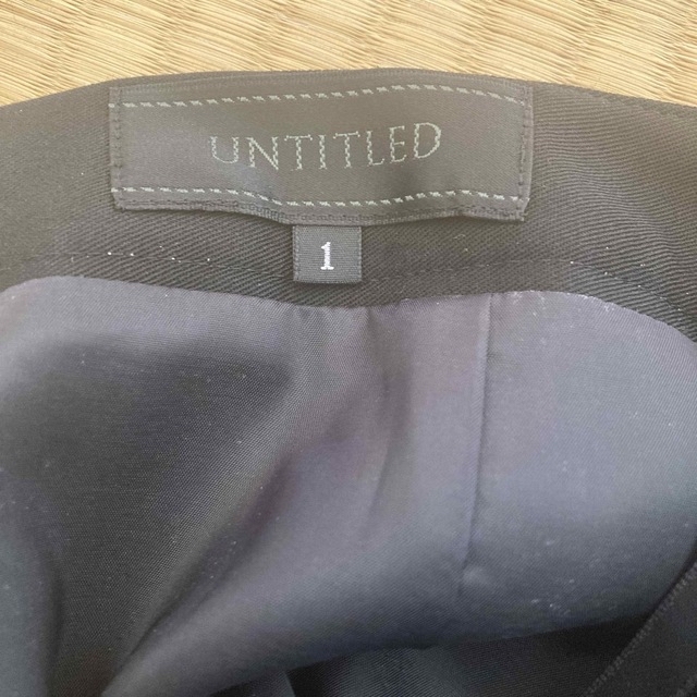 UNTITLED(アンタイトル)の【値下げ】アンタイトル　スーツ3点セット　Sサイズ レディースのフォーマル/ドレス(スーツ)の商品写真