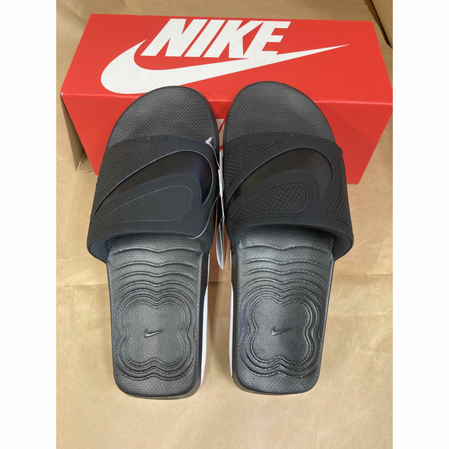 NIKE(ナイキ)の新品‼︎送料込!NIKE AIR MAX CIRRO SLIDE 29cm メンズの靴/シューズ(サンダル)の商品写真