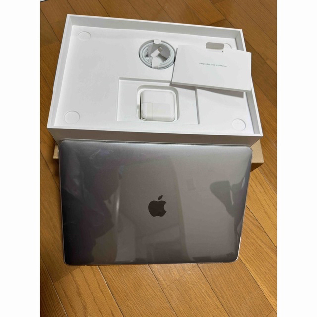 ノートPC【美品】Macbook Air M1モデル 付属品未使用
