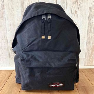 イーストパック(EASTPAK)の未使用品　イーストパック(EASTPAK)定番パデットパッカー　ブラック(バッグパック/リュック)