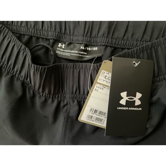 再再販！ タグ付 UNDER ARMOUR セットアップ | concessionariareviver