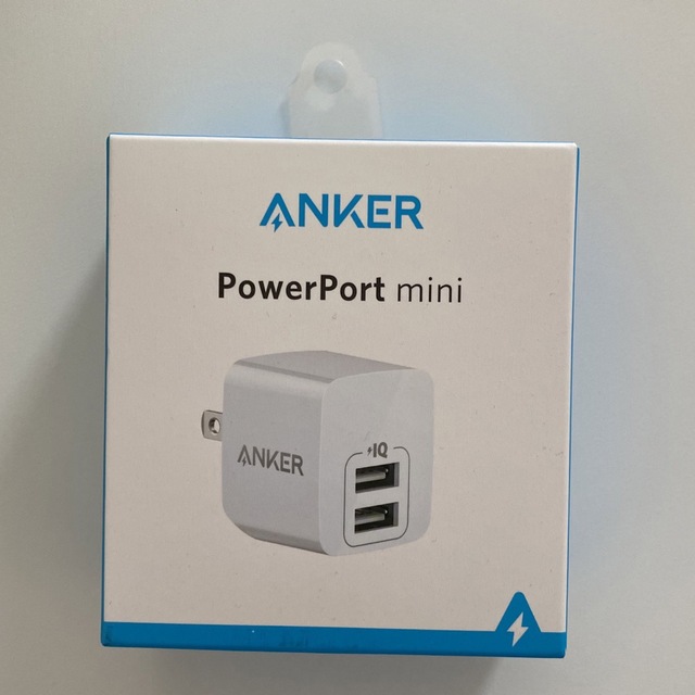 Anker(アンカー)の【新品/未開封】ANKER USB急速充電器 POWERPORT MINI スマホ/家電/カメラのスマートフォン/携帯電話(バッテリー/充電器)の商品写真