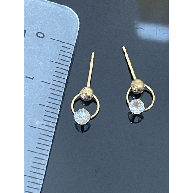 ジルコニア　ピアス　K18 レディースのアクセサリー(ピアス)の商品写真