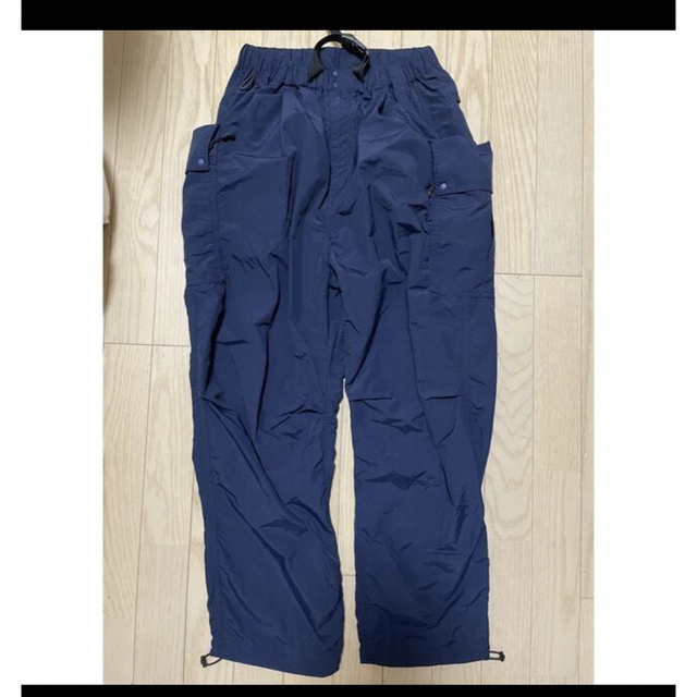 BEAUTY&YOUTH UNITED ARROWS(ビューティアンドユースユナイテッドアローズ)のkoti × GRIP SWANY パンツのみですと　ネイビー メンズのパンツ(ワークパンツ/カーゴパンツ)の商品写真