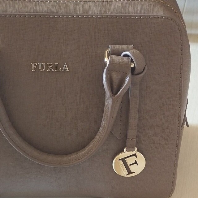 天然皮革付属品FURLA フルラ ハンドバッグ　ショルダーバッグ　美品