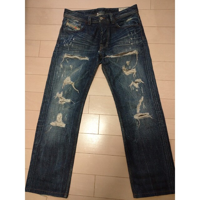 DIESEL（ディーゼル） LARKEEクラッシュ加工デニム W30-L32