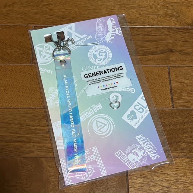 GENERATIONS(ジェネレーションズ)のGENERATIONS フラッグ&フォンタブストラップ エンタメ/ホビーのタレントグッズ(ミュージシャン)の商品写真