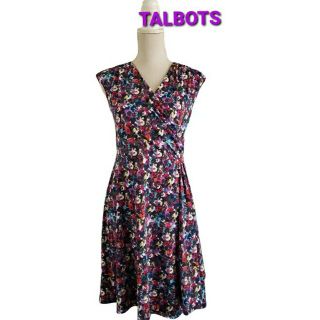 タルボット(TALBOTS)の未使用品レベル　Talbots  可愛い配色のジャージワンピース(ひざ丈ワンピース)