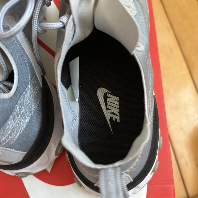 NIKE(ナイキ)のNIKE リアクト メンズの靴/シューズ(スニーカー)の商品写真