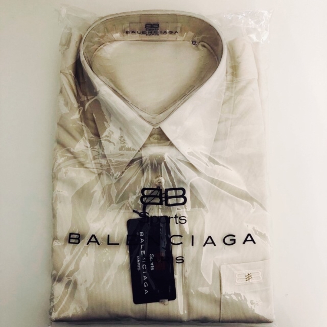 balenciaga  sports  paris  メンズ　ウェア　シャツ