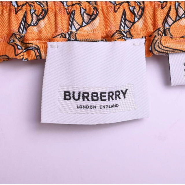 BURBERRY - BURBERRY 8032382 ユニコーンプリント ショートパンツ