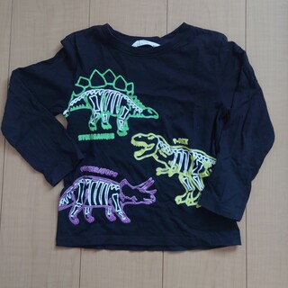 エイチアンドエム(H&M)のH&M 長袖Ｔシャツ　恐竜柄　サイズ110/116(Tシャツ/カットソー)
