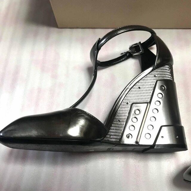 PRADA(プラダ)のPRADA パンプス レディースの靴/シューズ(ハイヒール/パンプス)の商品写真