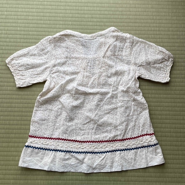 KP(ニットプランナー)のKP  ニットプランナー　トップス　120 キッズ/ベビー/マタニティのキッズ服女の子用(90cm~)(Tシャツ/カットソー)の商品写真