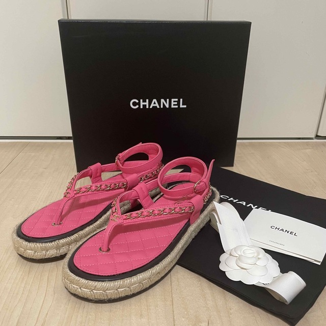 CHANELシャネル　サンダル