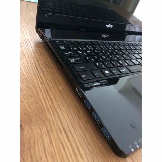 美品/添付品完備 富士通ノートPC FMV LIFEBOOK FMVWWA25B