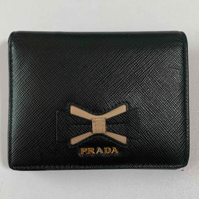 PRADA(プラダ)のPRADA プラダ　二つ折り　財布　 レディースのファッション小物(財布)の商品写真