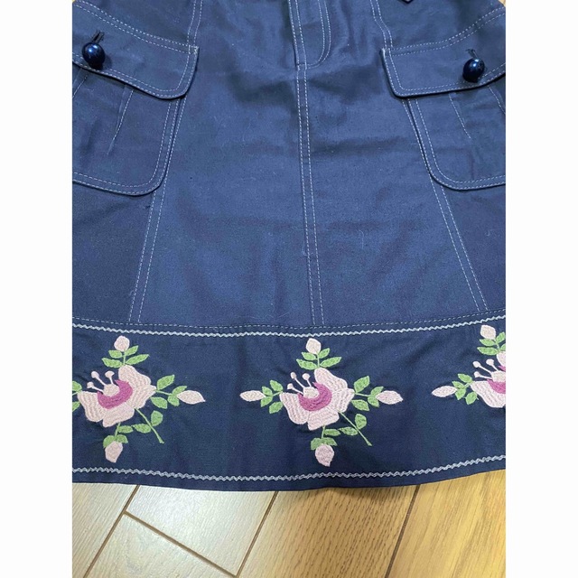 Nanette Lepore(ナネットレポー)のナネットレポー花柄スカート レディースのスカート(ひざ丈スカート)の商品写真