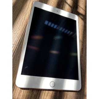 アイパッド(iPad)の【美品】iPad mini4 16GB ゴールド★wifiモデル(タブレット)