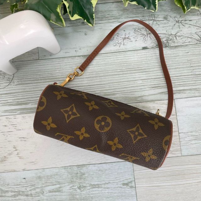 LOUIS VUITTON 小物入れ