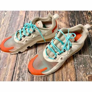 ナイキ(NIKE)のNIKE ナイキ☆エアマックス270 リアクト ☆26.5 ランニングシューズ(スニーカー)