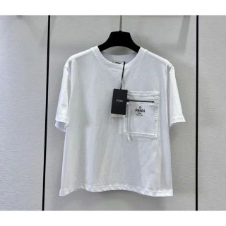 フェンディ Tシャツ(レディース/半袖)の通販 500点以上 | FENDIの フェンディ Tシャツ(レディース/半袖)の通販 500点以上 | FENDIの