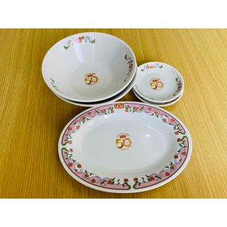 【値下げ】餃子の王将50周年記念セット　大皿×1、小皿×2、ラーメン皿×2(テーブル用品)