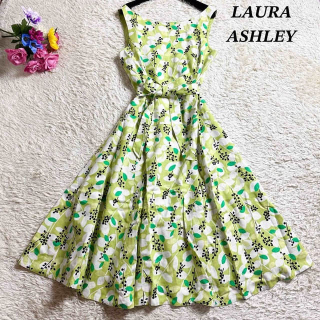 LAURA ASHLEY(ローラアシュレイ)のローラアシュレイ  ノースリーブワンピース リーフ柄 グリーン 大きいサイズ レディースのワンピース(ロングワンピース/マキシワンピース)の商品写真