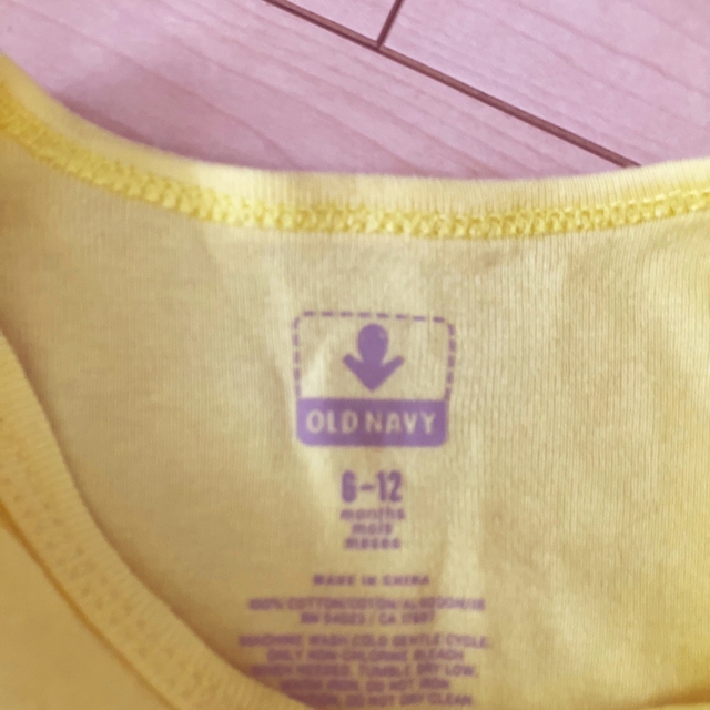 Old Navy(オールドネイビー)のTシャツ キッズ/ベビー/マタニティのベビー服(~85cm)(Ｔシャツ)の商品写真