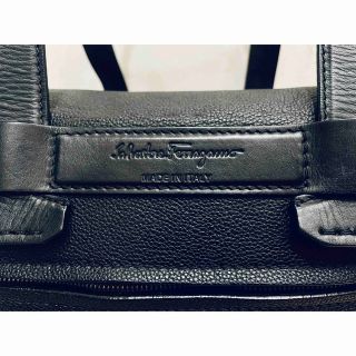 訳あり 極美品】フェラガモ 本革トートバッグ 黒 B4サイズ 旅行 ビジネス-