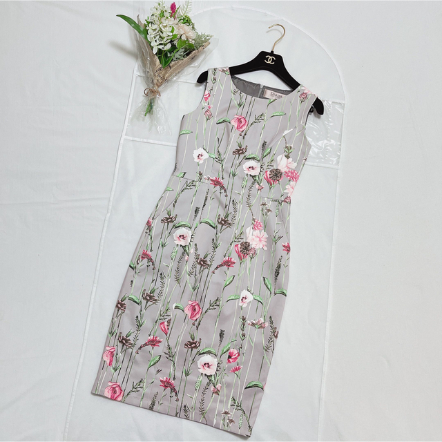Diana COLLECTION 花柄ワンピース ライトグレー Sサイズワンピース