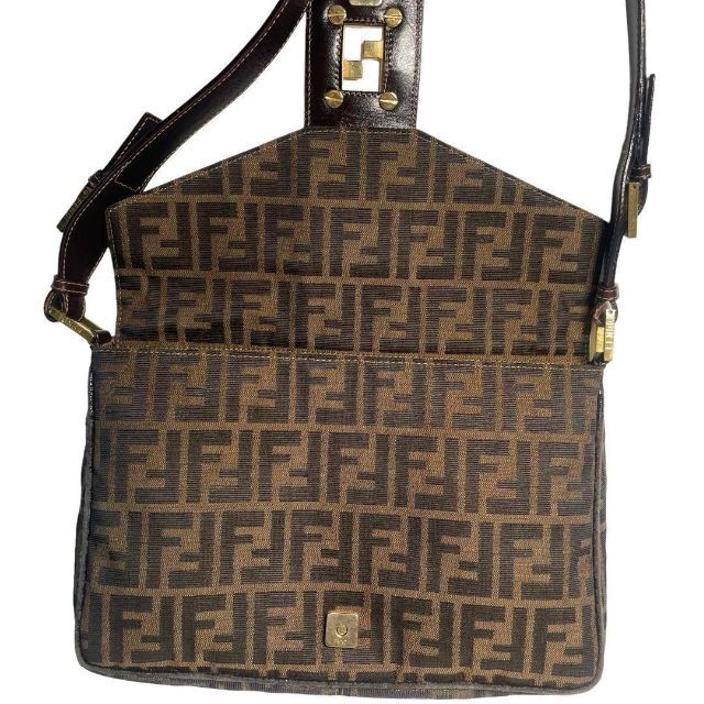 希少良品✨ FENDI フェンディ マンマバケット ズッカ柄 ショルダー