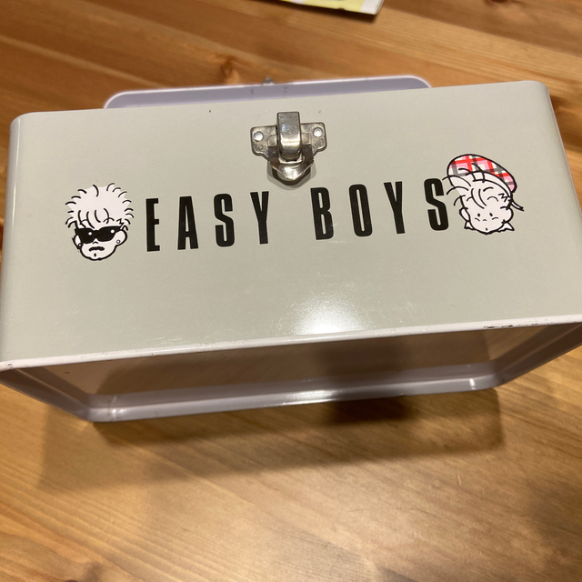 チェッカーズ　Easy Boys 缶 エンタメ/ホビーのタレントグッズ(アイドルグッズ)の商品写真