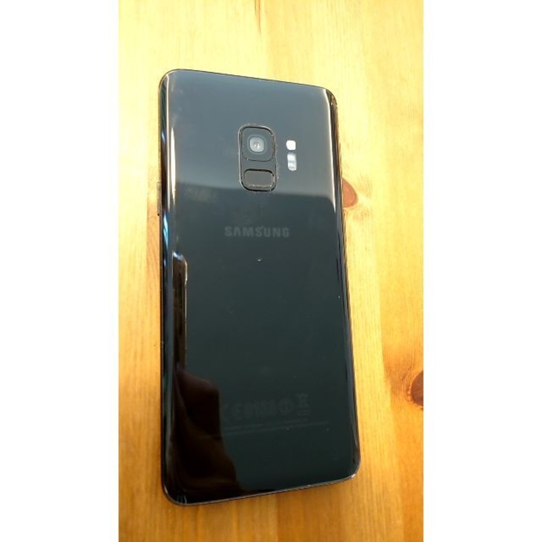 Galaxy S9 SC-02K　本体とカバー 3