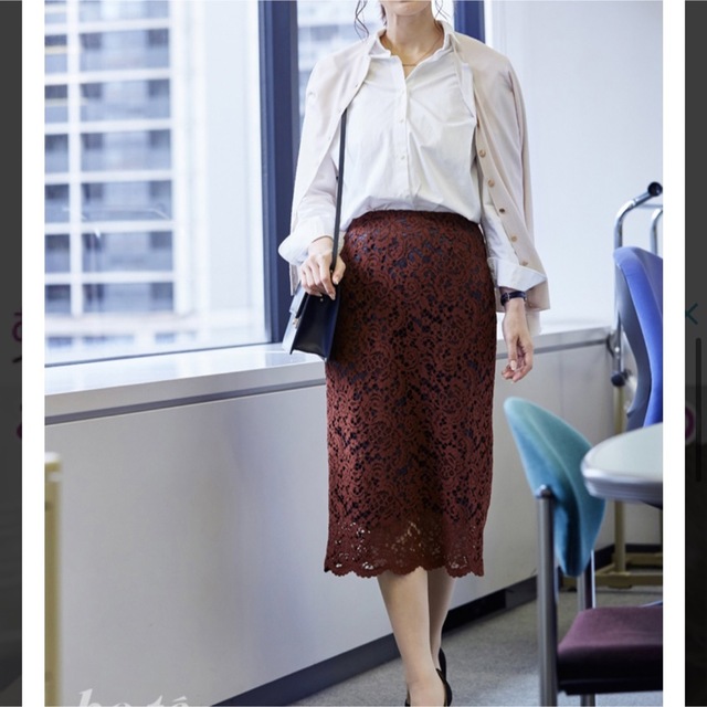 Demi-Luxe BEAMS(デミルクスビームス)の元値:19,440円　花柄タイトスカートDemi-Luxe BEAMS レディースのスカート(ひざ丈スカート)の商品写真