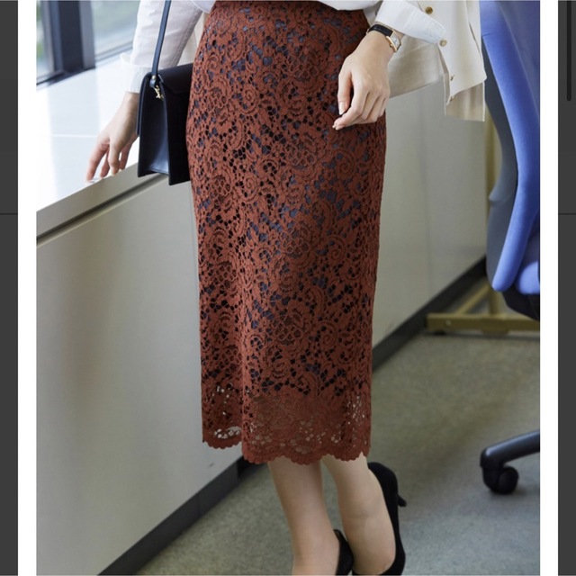 Demi-Luxe BEAMS(デミルクスビームス)の元値:19,440円　花柄タイトスカートDemi-Luxe BEAMS レディースのスカート(ひざ丈スカート)の商品写真