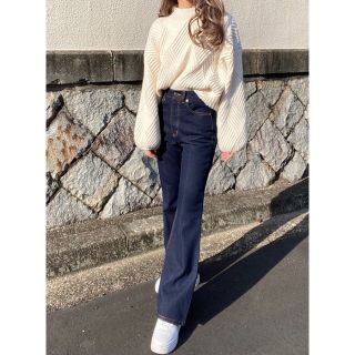 グレイル(GRL)の新品未使用💙タグ付き💙 センターラインフレアデニムパンツ(デニム/ジーンズ)