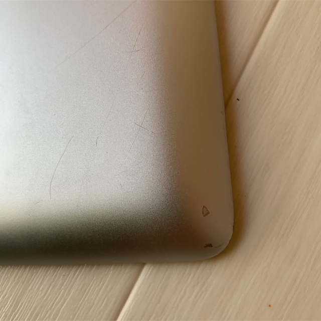 iPad(アイパッド)の【訳あり】Apple ipad wi-fi 16gb 第3世代 スマホ/家電/カメラのPC/タブレット(タブレット)の商品写真
