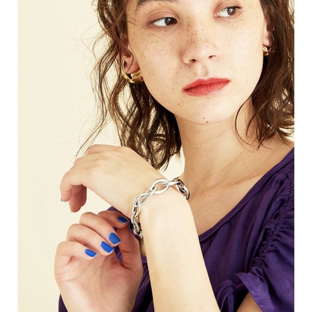 BEAUTY&YOUTH UNITED ARROWS(ビューティアンドユースユナイテッドアローズ)のBEAUTY & YOUTH BYヘンケイチェーンブレスレット レディースのアクセサリー(ブレスレット/バングル)の商品写真