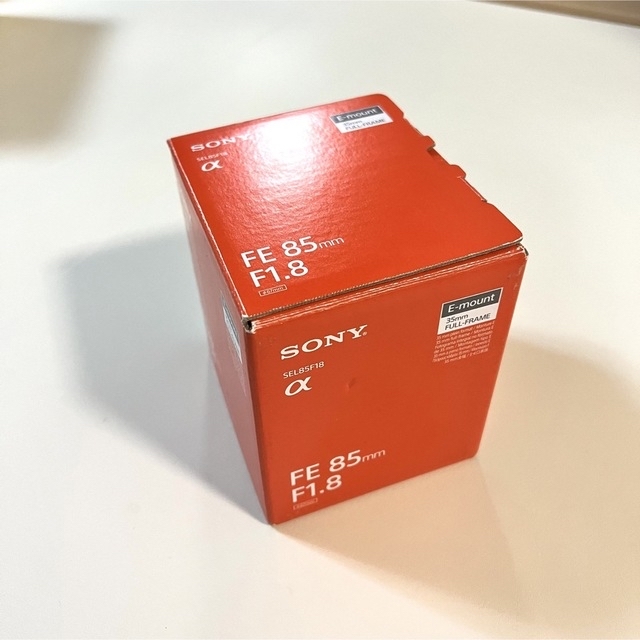 SONY(ソニー)のSony FE 85mm F1.8 中古 スマホ/家電/カメラのカメラ(レンズ(単焦点))の商品写真