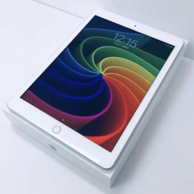 Apple iPad 第6世代 Wi-Fi+Cellular 32GB【美品 | howdrive.com.br