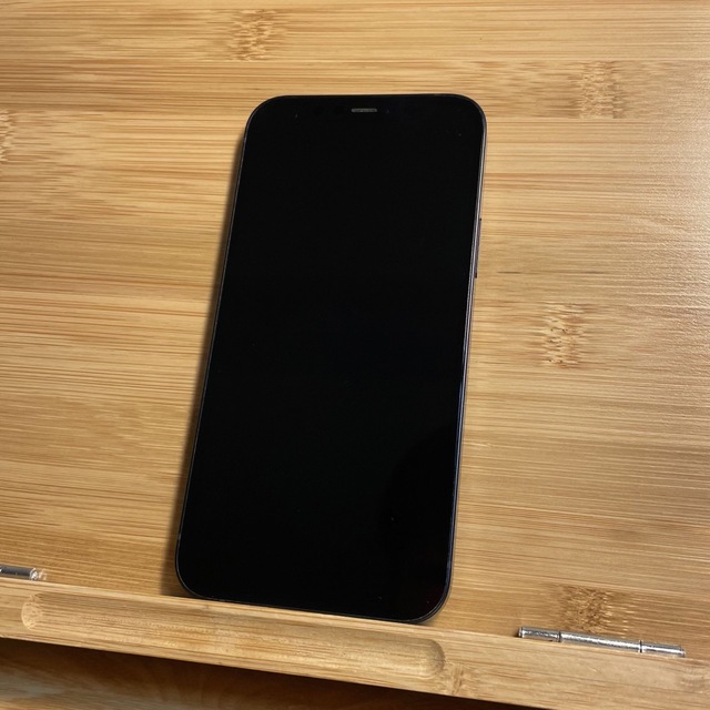 SIMロック解除済】iPhone 12 128GB バッテリー85% ブラック 厳選