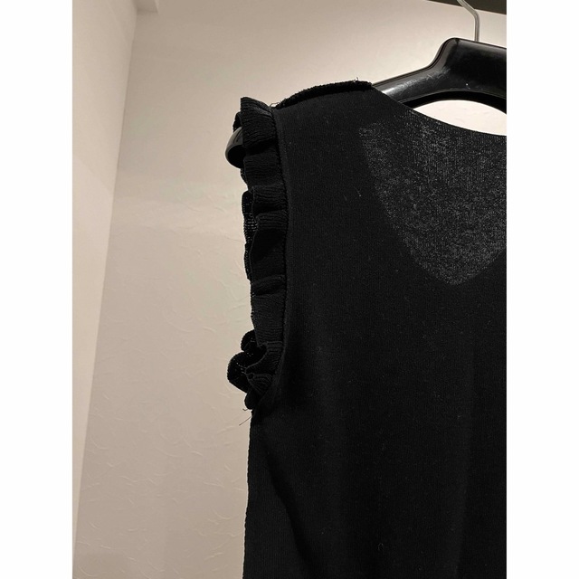 SNIDEL(スナイデル)のフリル袖 Tシャツ　ブラック レディースのトップス(Tシャツ(長袖/七分))の商品写真