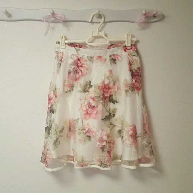 GRL(グレイル)のGRLオーガンジー花柄スカート レディースのスカート(ひざ丈スカート)の商品写真