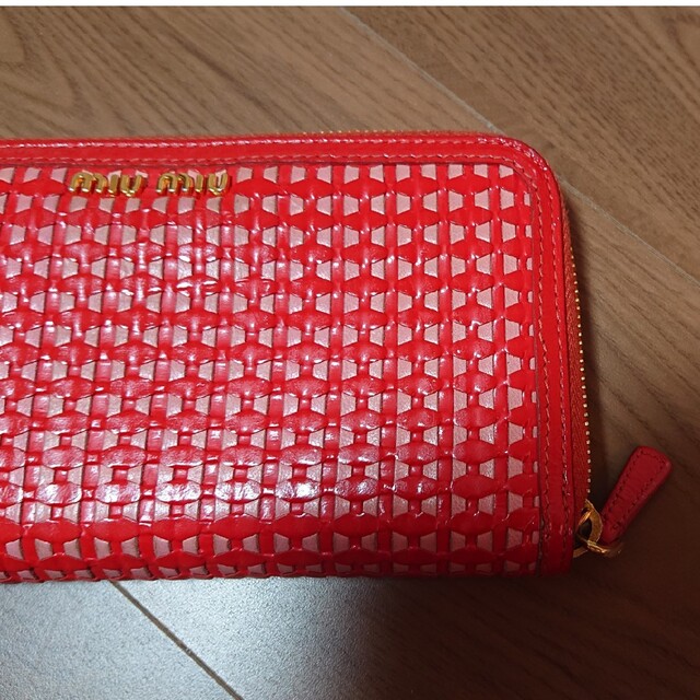 miumiu 赤×ピンク リボン柄 長財布